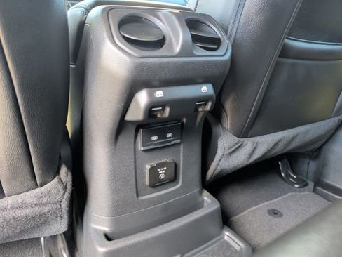 Used 2023 Jeep Wrangler Unlimited Sahara w/ Cold Weather Group image 27