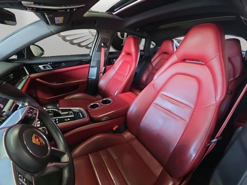 Used 2018 Porsche Panamera 4S w/ Premium Package Plus image 11