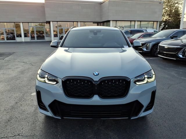 Used 2024 BMW X4 xDrive30i w/ Premium Package AWD/4WD image 12
