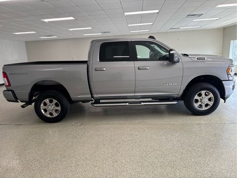 Used 2024 RAM 2500 Big Horn w/ Sport Appearance Package image 5
