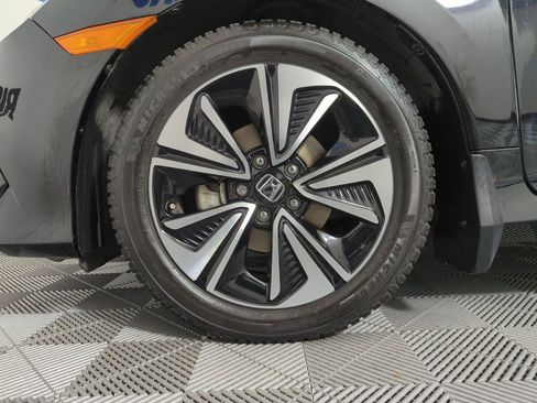 Certified 2018 Honda Civic EX-T image 22