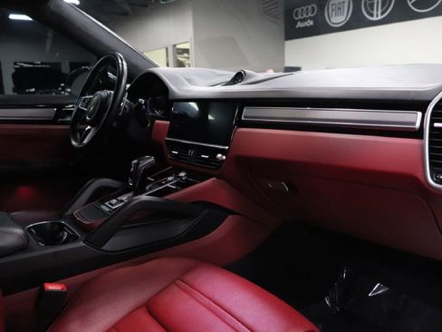 Used 2021 Porsche Cayenne GTS image 29