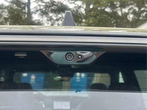 New 2025 Jeep Grand Cherokee L Limited w/ Luxury Tech Group II image 24