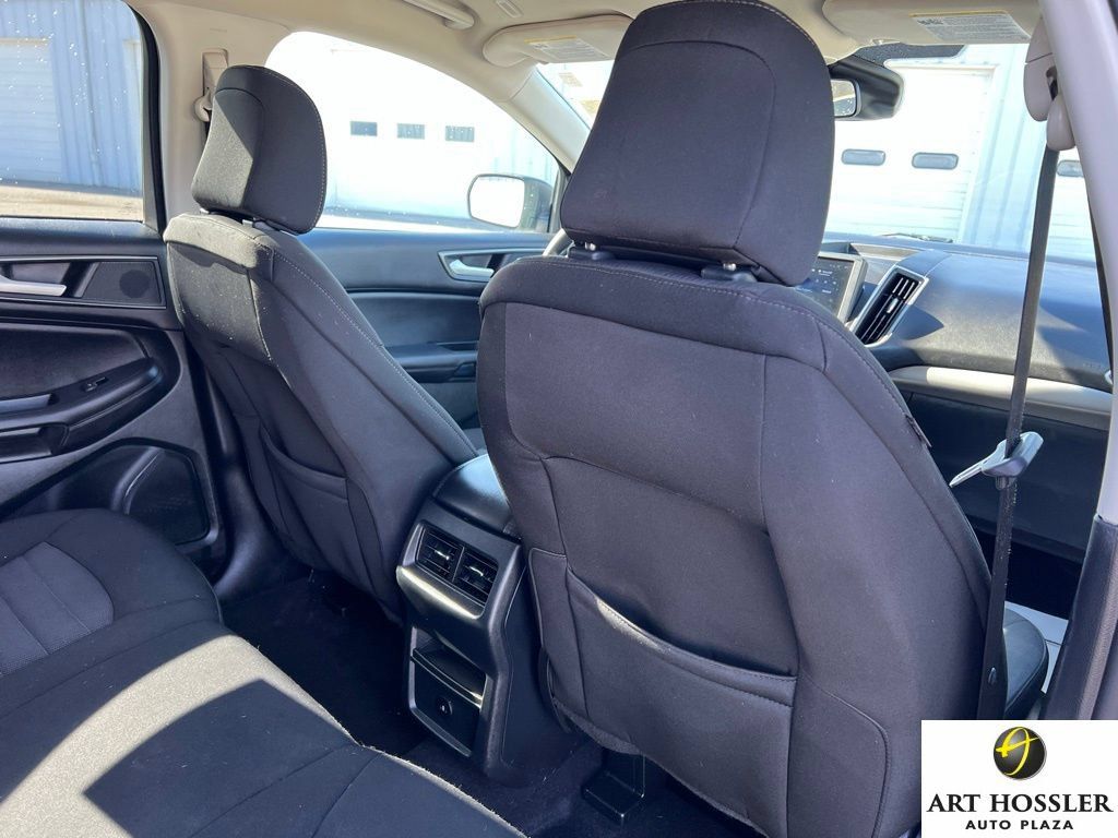 Used 2024 Ford Edge SE AWD/4WD image 16