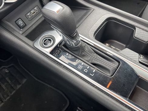 Used 2024 Nissan Sentra SV image 33