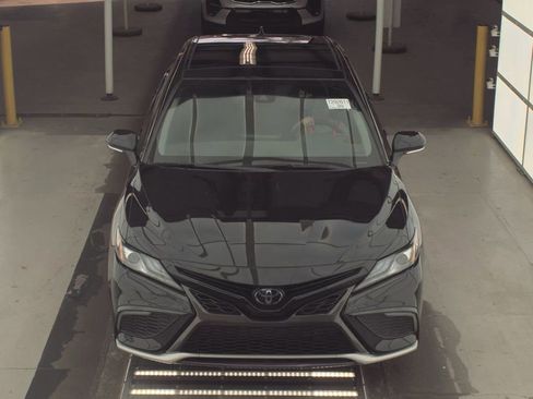 Used 2023 Toyota Camry XSE image 7