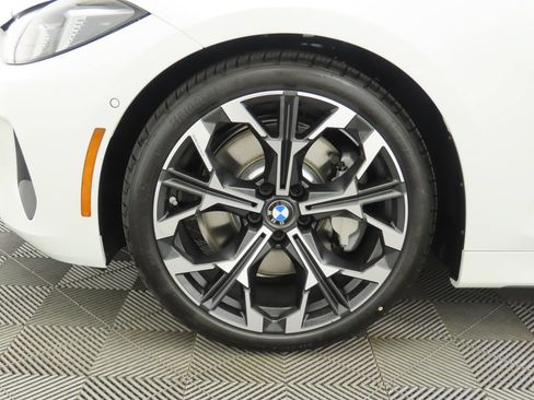 Used 2026 BMW 430i Coupe w/ Premium Package RWD image 30