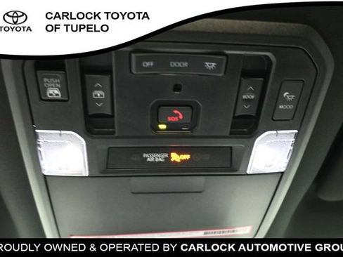Used 2024 Toyota Tundra Platinum AWD/4WD image 27