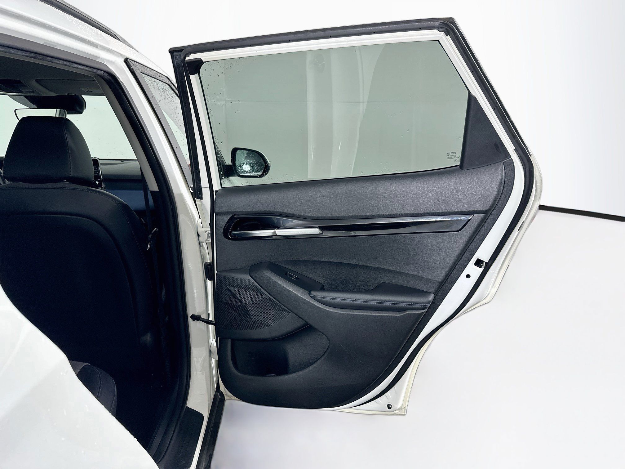 Used 2021 Kia Seltos S FWD image 28