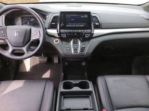 Certified 2024 Honda Odyssey Sport image 15