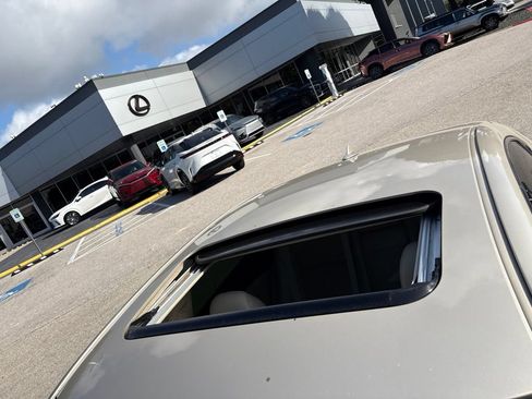 Used 2012 Lexus ES 350 FWD image 10