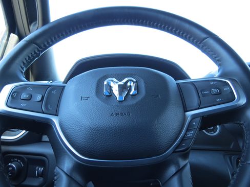 Certified 2024 RAM 2500 Big Horn w/ Night Edition image 20