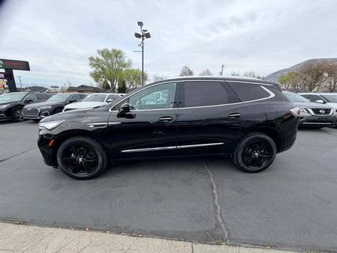 Used 2024 Buick Enclave Essence w/ Sport Touring Edition AWD/4WD image 7