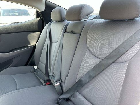 Used 2016 Hyundai Elantra SE w/ Option Group 02 FWD image 32