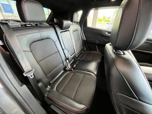 Used 2024 Ford Escape ST-Line w/ Tech Pack #1 AWD/4WD image 39
