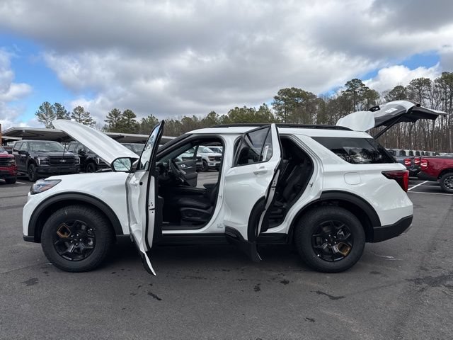 Used 2026 Ford Explorer Tremor w/ Tremor Ultimate Package AWD/4WD image 26