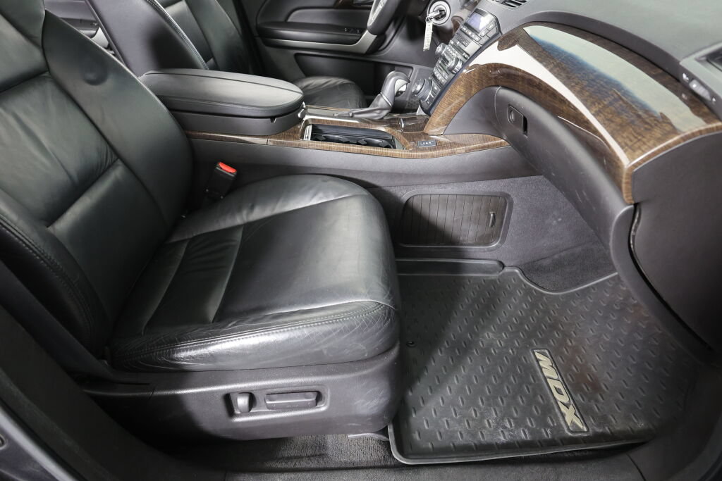 Used 2011 Acura MDX w/ Tech & Entertainment Pkg AWD/4WD image 29