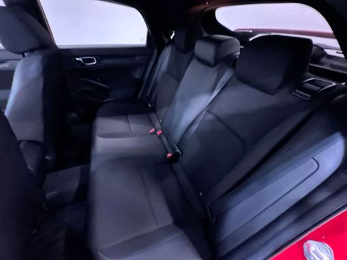 Used 2025 Honda Civic Sport image 35