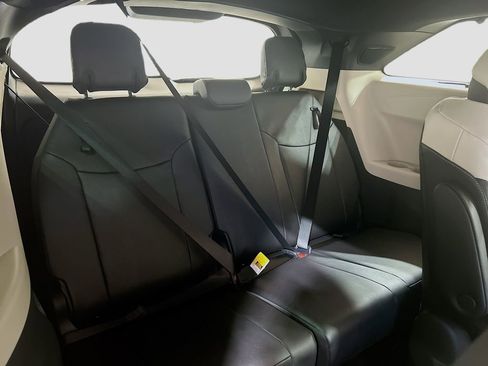 New 2026 Toyota Sienna Platinum image 26