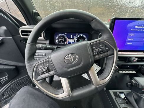 New 2026 Toyota 4Runner TRD Off-Road Premium image 13