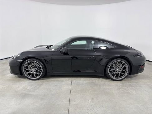 Certified 2025 Porsche 911 Carrera image 2