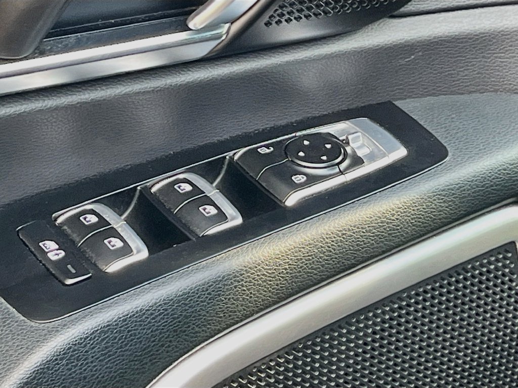Used 2025 Kia Telluride EX X-Line AWD/4WD image 18