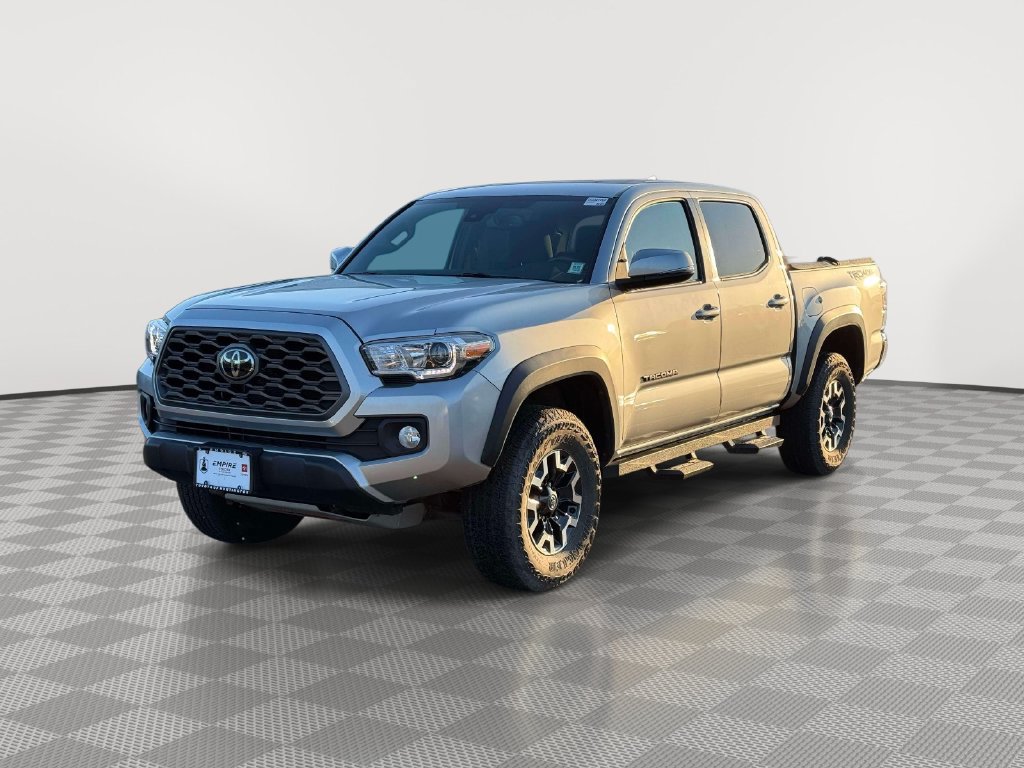 Used 2022 Toyota Tacoma TRD Off-Road AWD/4WD image 3
