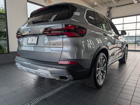 Used 2026 BMW X5 xDrive40i w/ Climate Comfort Package AWD/4WD image 2