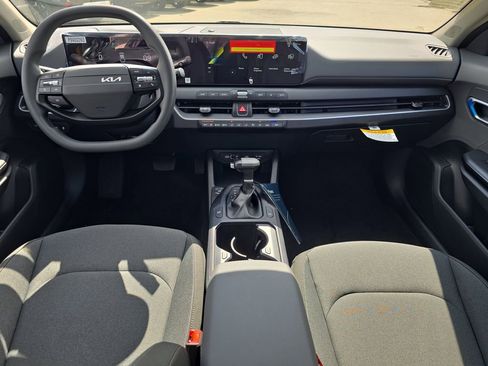 New 2026 Kia K4 LXS image 12