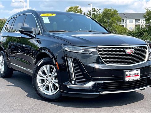 Used 2024 Cadillac XT6 Luxury AWD/4WD image 2