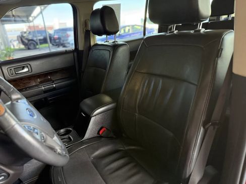 Used 2019 Ford Flex Limited image 15