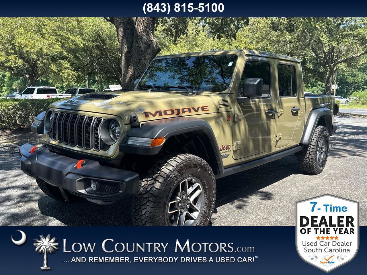 Used 2025 Jeep Gladiator Mojave w/ Convenience Group AWD/4WD image 1