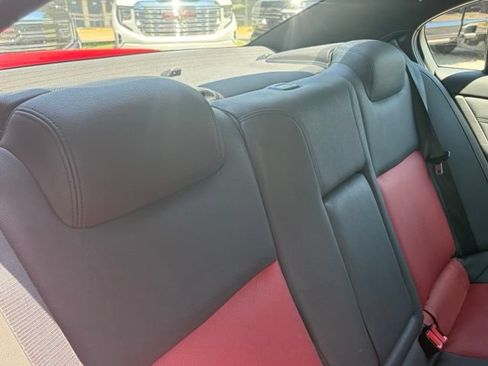 Used 2009 Pontiac G8 GXP RWD image 31