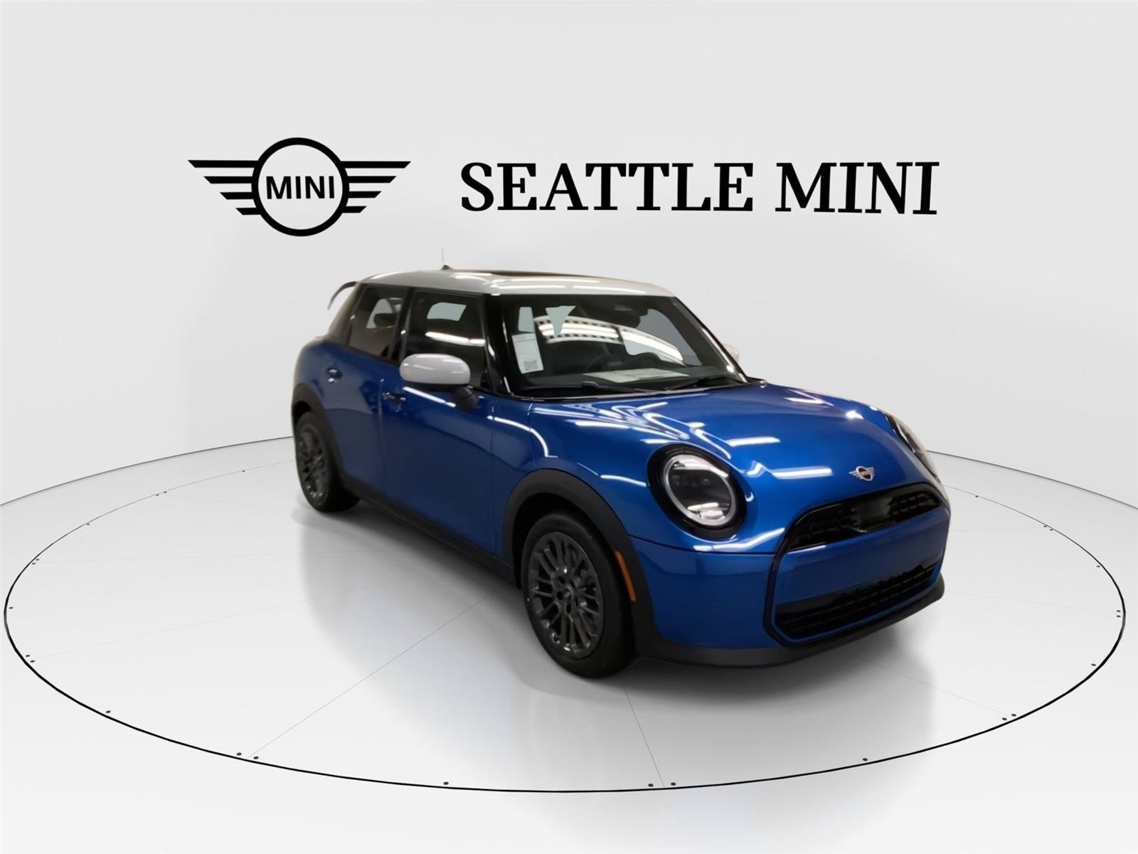 New 2026 MINI Cooper 4-Door Hardtop FWD image 2