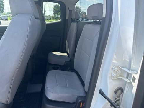Used 2020 Chevrolet Colorado W/T w/ WT Convenience Package RWD image 12