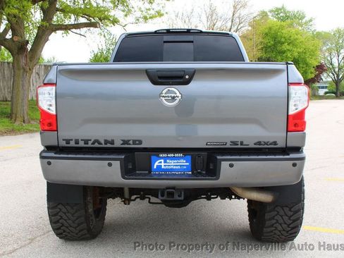 Used 2018 Nissan Titan SL w/ Midnight Edition AWD/4WD image 5
