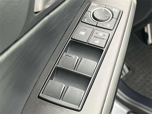 Certified 2025 Lexus IS 350 F Sport image 30