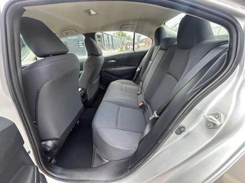 Used 2020 Toyota Corolla LE FWD image 11