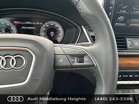 Used 2023 Audi Q5 2.0T Premium Plus w/ Premium Plus Package AWD/4WD image 37