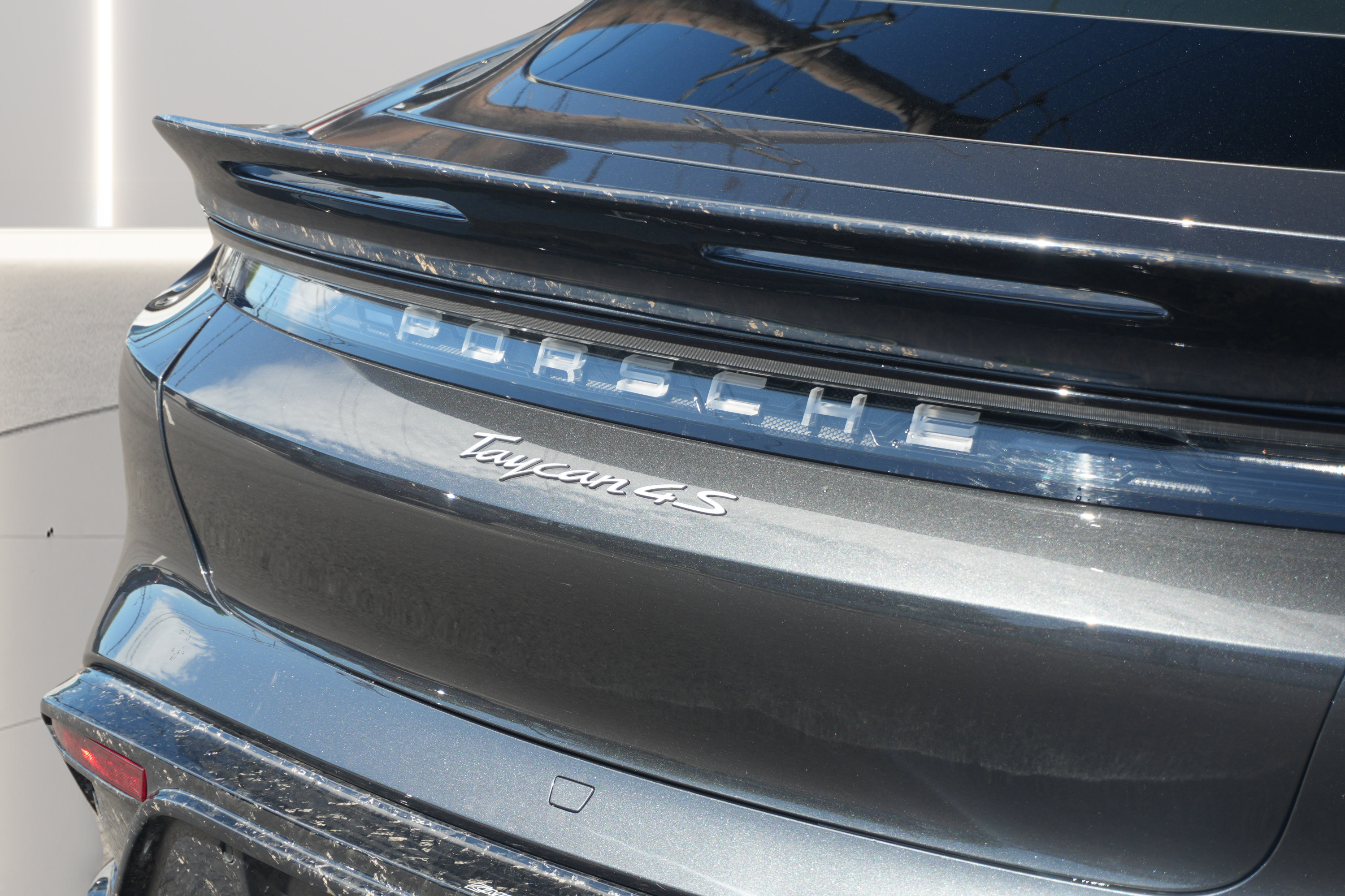 Used 2021 Porsche Taycan 4S AWD/4WD image 19