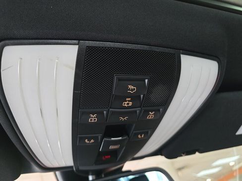 Used 2014 Mercedes-Benz E 350 Sport image 27