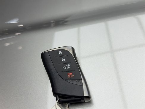 Used 2025 Lexus GX 550 image 68