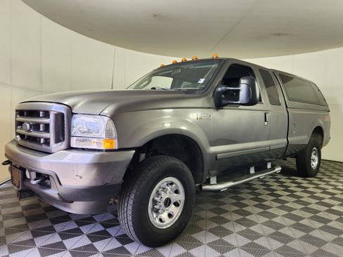 Used 2003 Ford F250 4x4 SuperCab Super Duty image 3