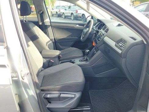 Used 2021 Volkswagen Tiguan S FWD image 6