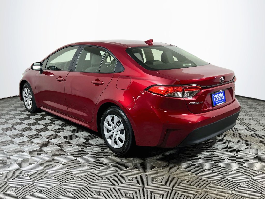 Certified 2026 Toyota Corolla LE FWD image 5