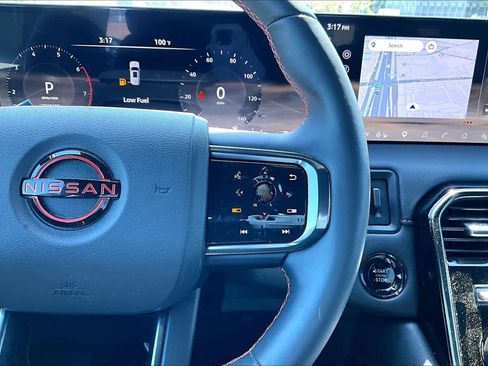 Certified 2025 Nissan Armada PRO-4X AWD/4WD image 25