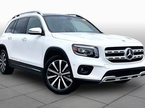 Used 2022 Mercedes-Benz GLB 250 image 3