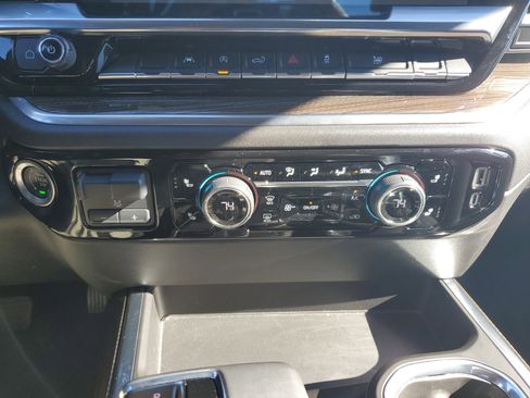 Used 2023 Chevrolet Silverado 1500 LT w/ Protection Package image 28