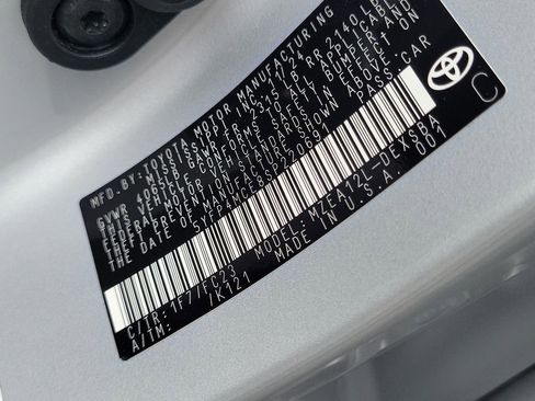 Used 2025 Toyota Corolla SE w/ SE Premium Package FWD image 33
