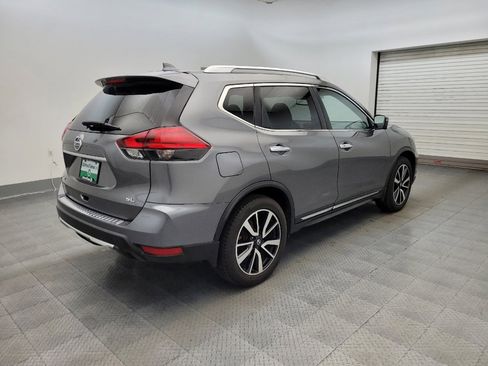 Used 2017 Nissan Rogue SL w/ SL Premium Package FWD image 9